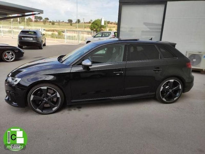 Usado Audi RS3 400 CV (294 kW) 2017 Negro Berlina
