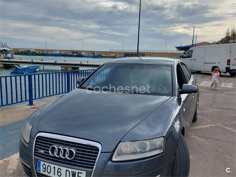 Usado Audi A6 225 CV (165 kW) 2006 Gris / plata Berlina