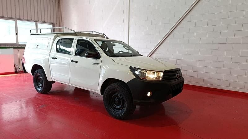 Usado Toyota HiLux 150 CV (110 kW) 2021 Blanco Pickup/Camioneta