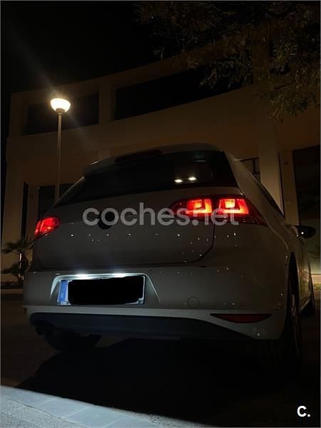 Usado VW Golf VII Advance 140 CV (102 kW) 2014 Blanco Berlina