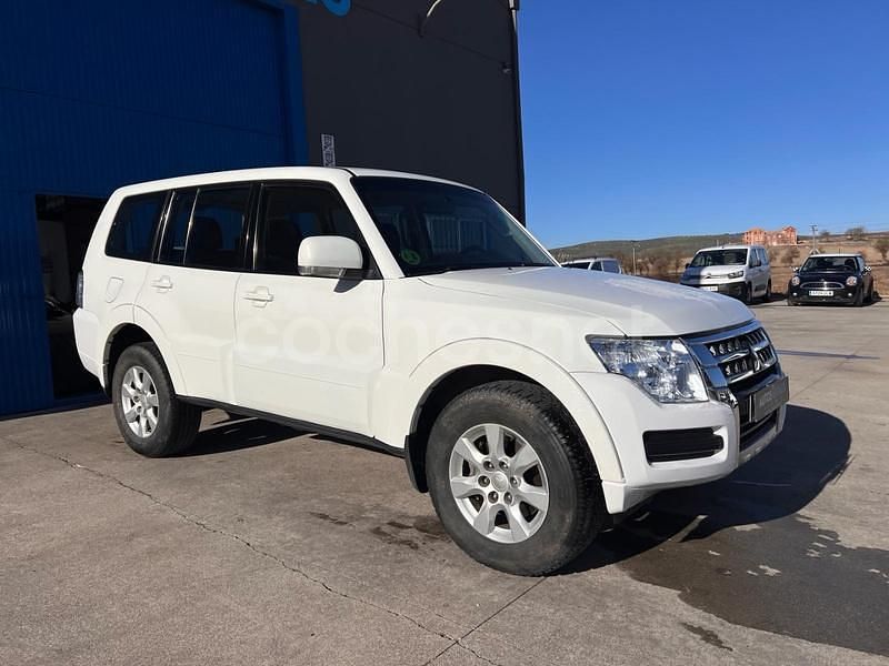 Usado Mitsubishi Montero Spirit 190 CV (139 kW) 2019 Blanco SUV