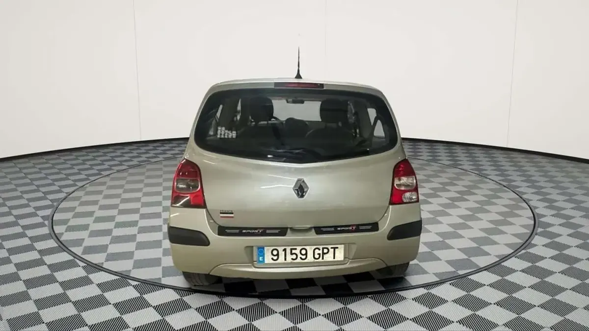 Usado Renault Twingo 75 CV (55 kW) 2009 Beige Utilitario
