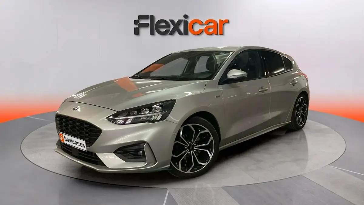 Usado Ford Focus ST-Line 125 CV (91 kW) 2020 Gris Berlina