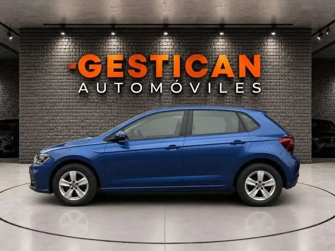 Usado VW Polo 95 CV (69 kW) 2022 Azul Utilitario