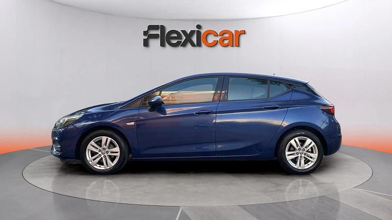 Usado Opel Astra Business Elegance 145 CV (106 kW) 2020 Azul Familiar