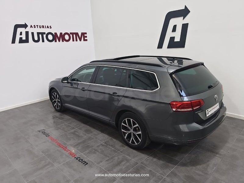 Usado VW Passat Advance 150 CV (110 kW) 2016 Gris / plata Familiar
