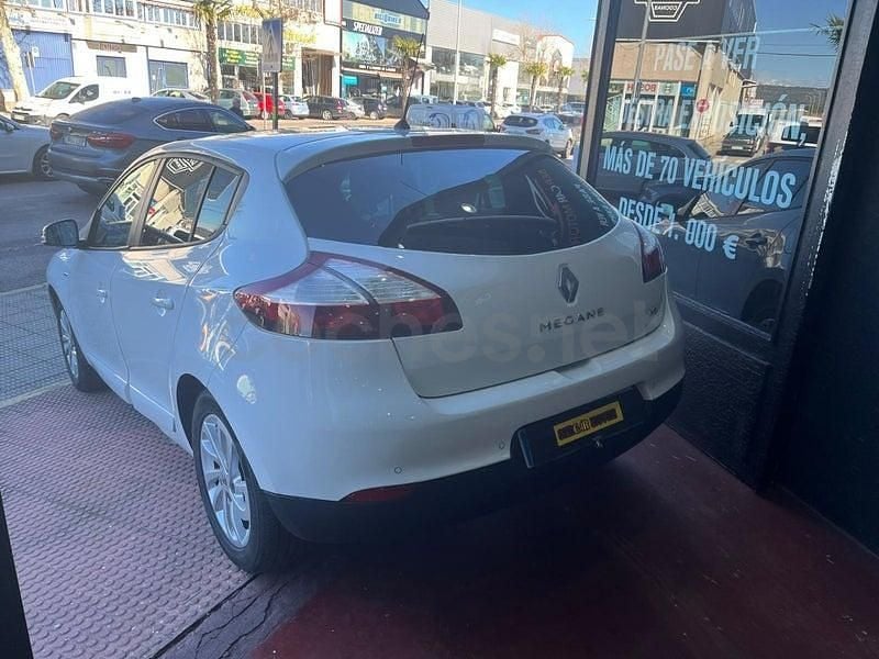 Usado Renault Mégane LIMITED 110 CV (80 kW) 2015 Blanco Berlina