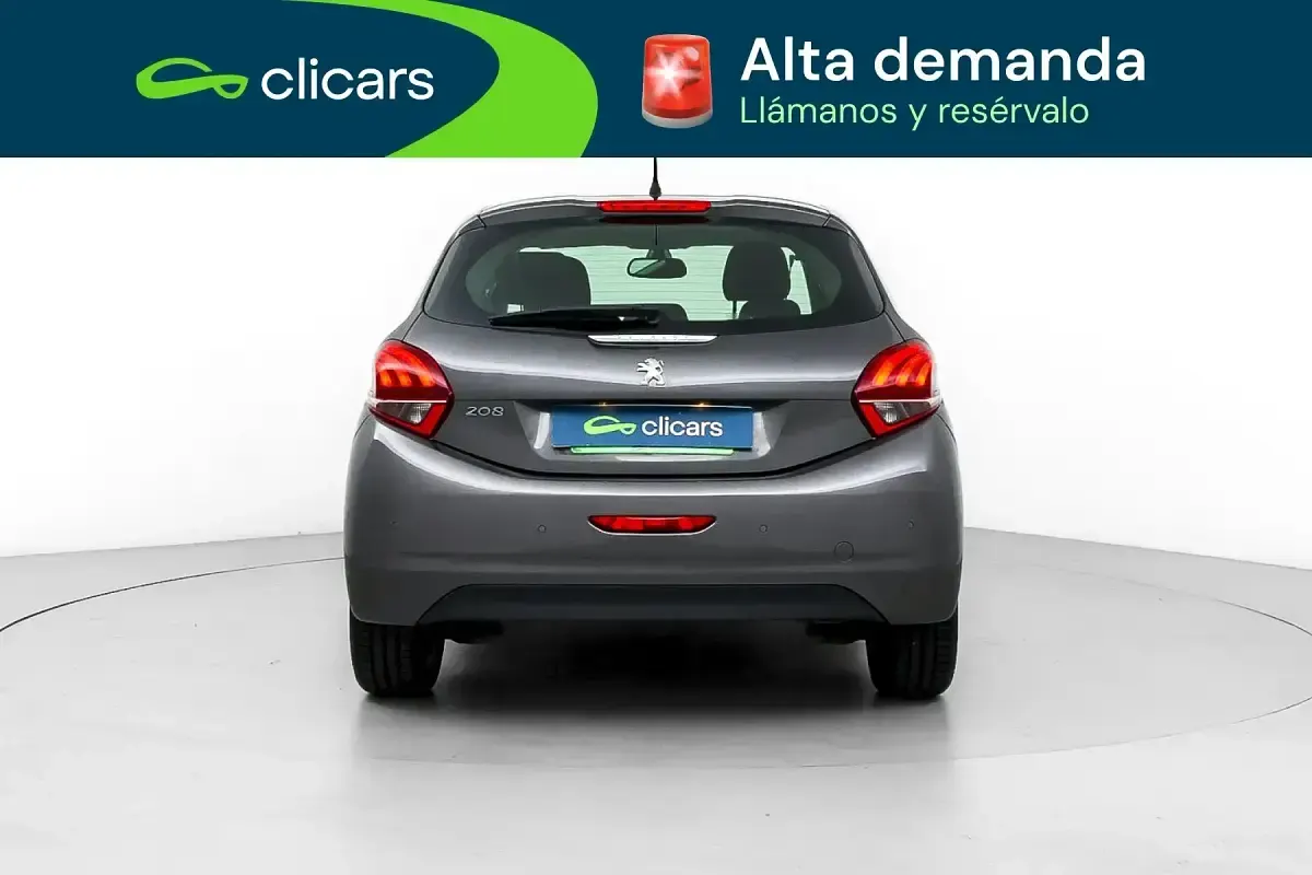 Usado Peugeot 208 Active 82 CV (60 kW) 2018 Gris Utilitario