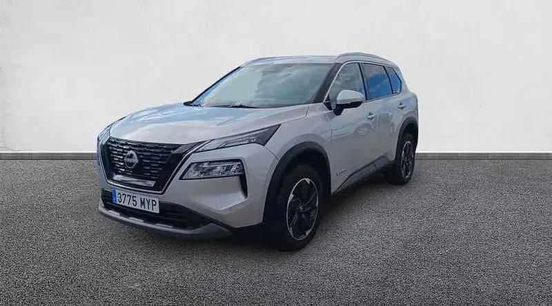 Usado Nissan X-Trail N-Connecta 158 CV (116 kW) 2025 Crystal silver SUV