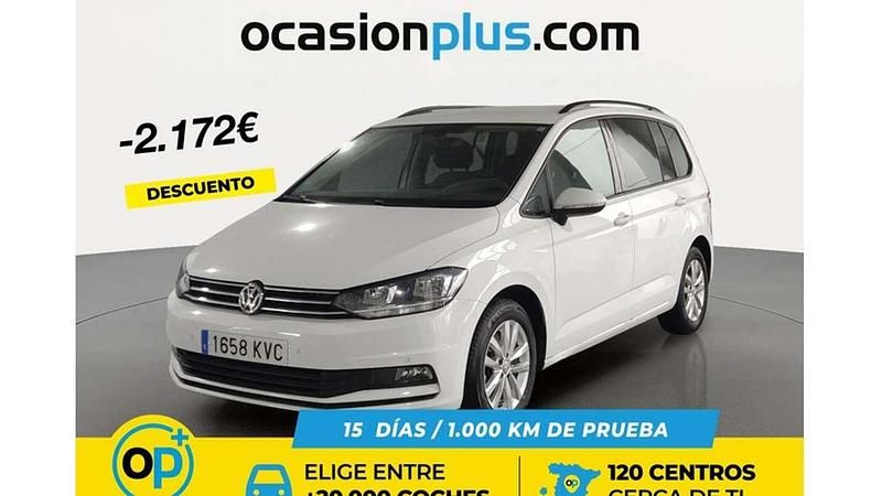 Usado VW Touran Advance 150 CV (110 kW) 2019 Blanco Monovolumen