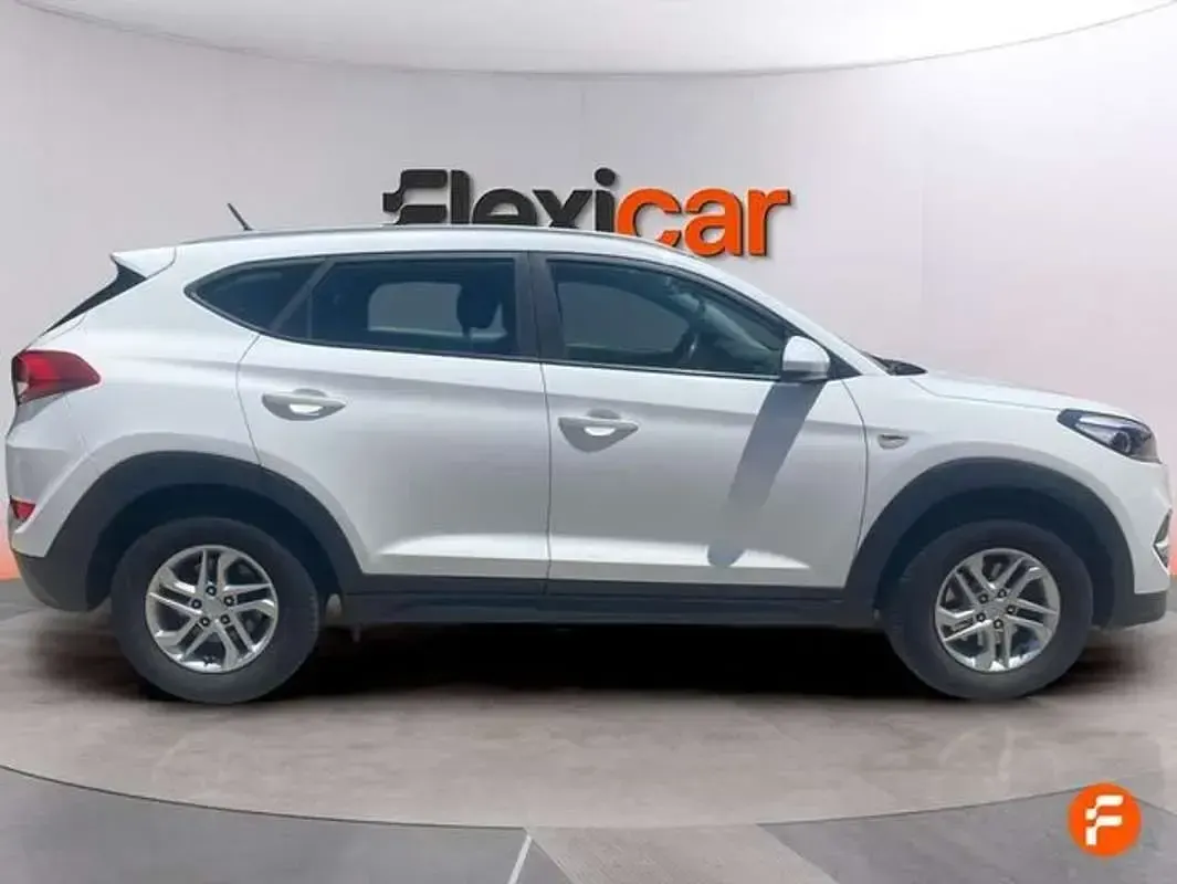 Usado Hyundai Tucson 132 CV (97 kW) 2019 Blanco SUV