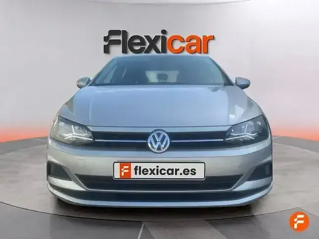 Usado VW Polo Advance 95 CV (69 kW) 2018 Beige Utilitario