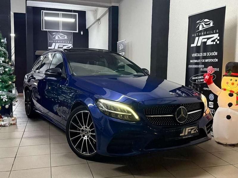 Usado Mercedes C200 160 CV (117 kW) 2019 Azul Familiar