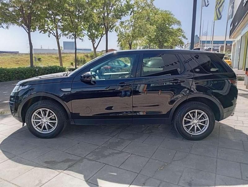 Usado Land Rover Discovery Sport Pure 180 CV (132 kW) 2017 Negro SUV
