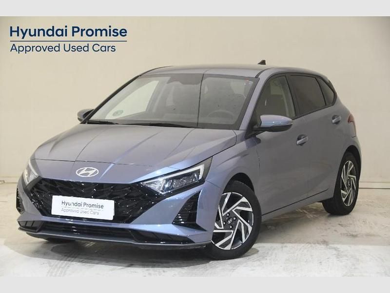 Meta blue Usado 2024 Hyundai i20 Berlina | 18.990 € (Precio justo) - Imagen 1/4