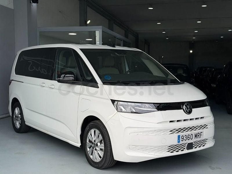 Usado VW Multivan Life 204 CV (150 kW) 2024 Blanco Van
