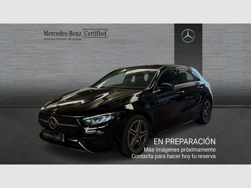 Negro Usado 2024 Mercedes A250 AMG line Berlina | 34.990 € (Buen precio) - Imagen 1/4