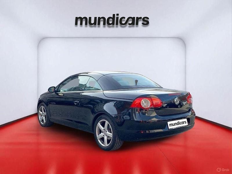 Usado VW Eos 140 CV (102 kW) 2006 Negro Descapotable