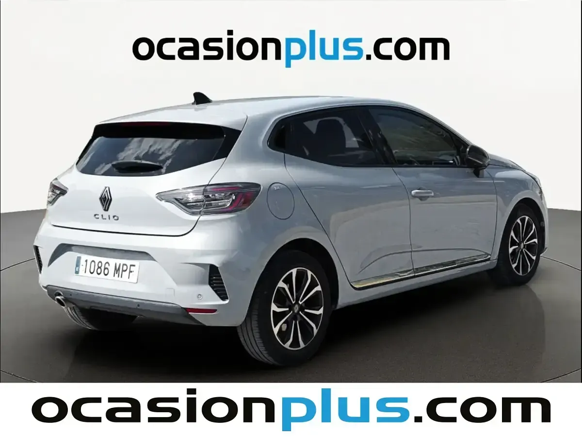 Usado Renault Clio V Techno 90 CV (66 kW) 2024 Gris Berlina