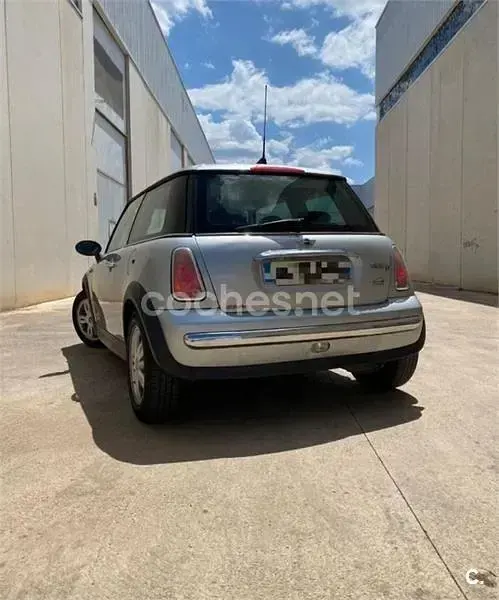 Usado Mini One D 75 CV (55 kW) 2006 Gris / plata Utilitario