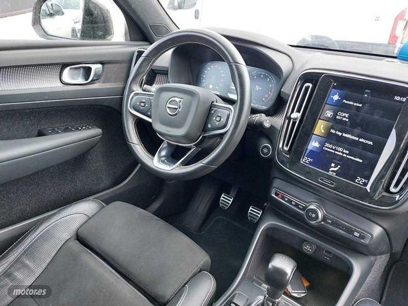 Usado Volvo XC40 R-Design 129 CV (94 kW) 2020 Blanco SUV