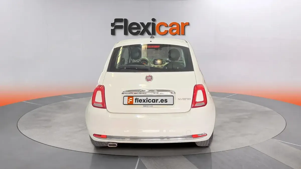 Usado Fiat 500 Dolcevita 71 CV (52 kW) 2023 Blanco Berlina