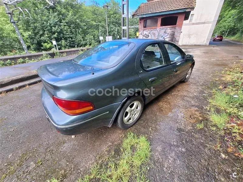 Usado Chrysler Stratus 133 CV (97 kW) 2000 Verde Berlina