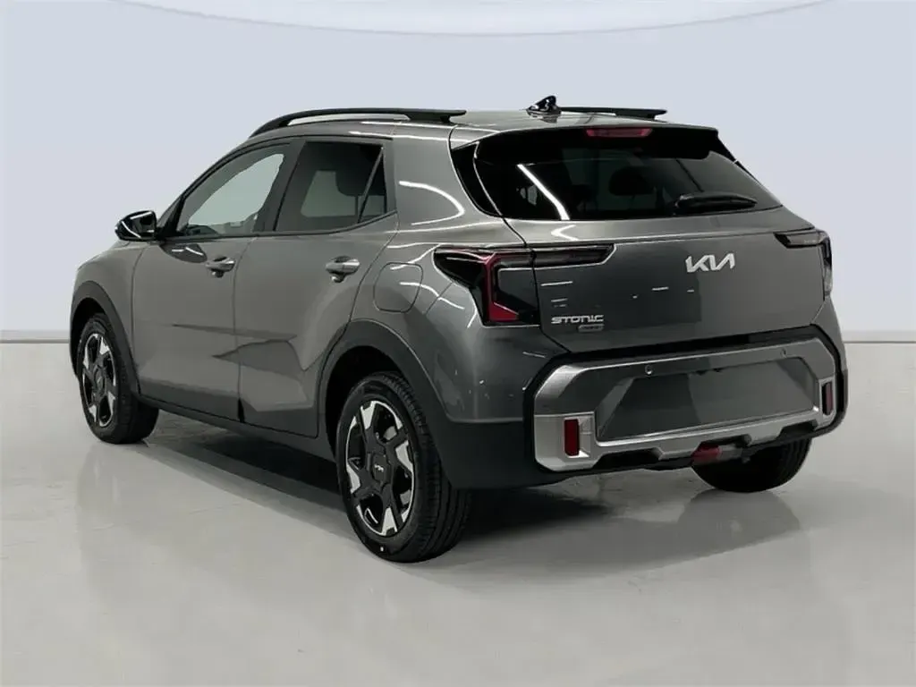 Nuevo Kia Stonic 116 CV (85 kW) 2026 Astro grey SUV