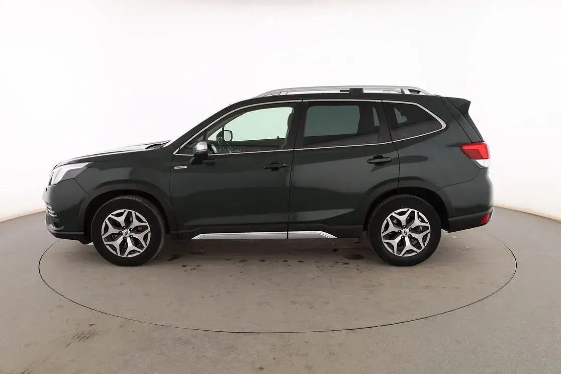 Usado Subaru Forester 150 CV (110 kW) 2022 Verde SUV