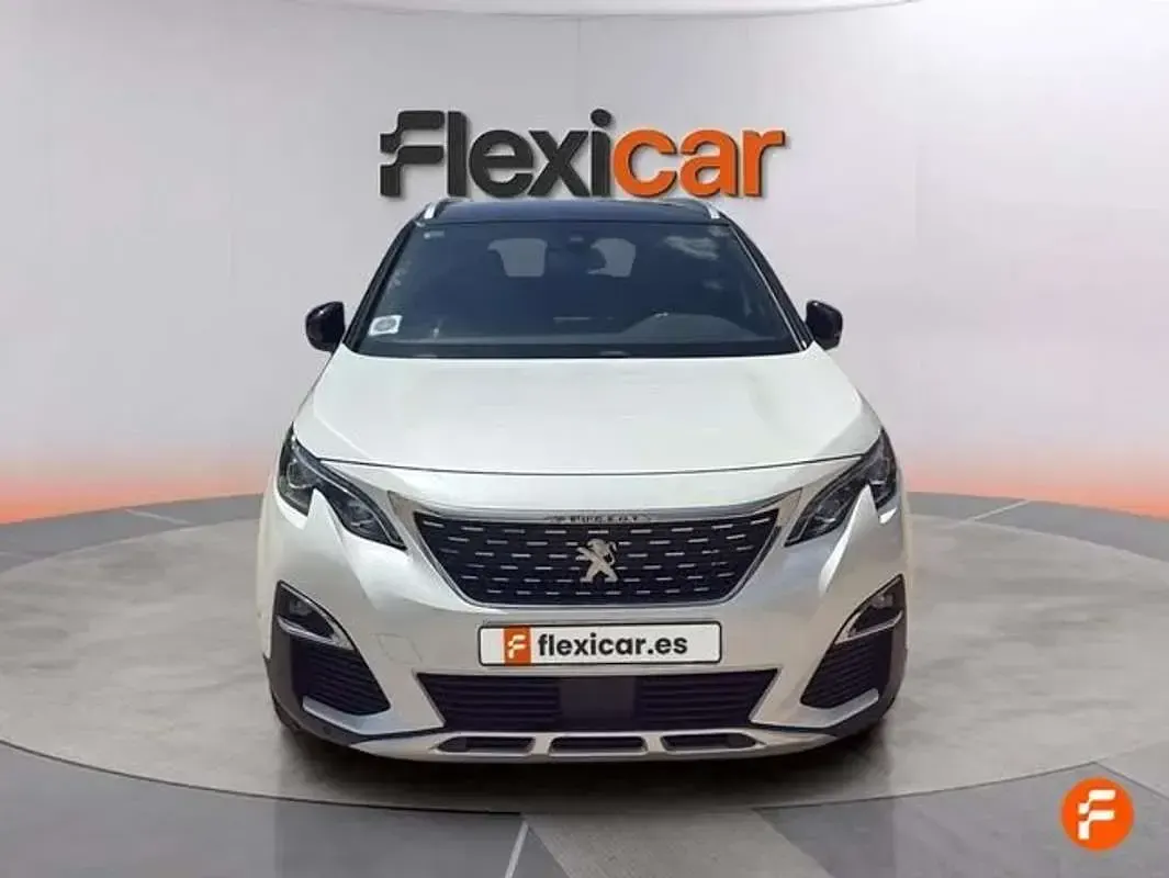 Usado Peugeot 5008 GT-line 131 CV (96 kW) 2017 Blanco SUV