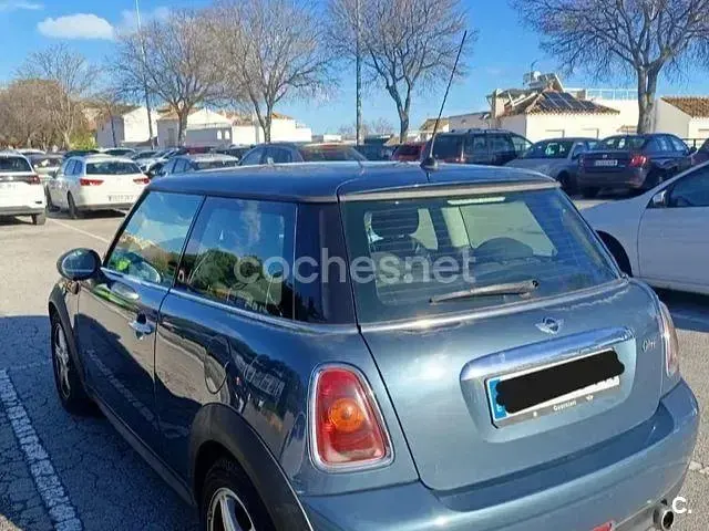 Usado Mini ONE 75 CV (55 kW) 2010 Gris / plata Utilitario