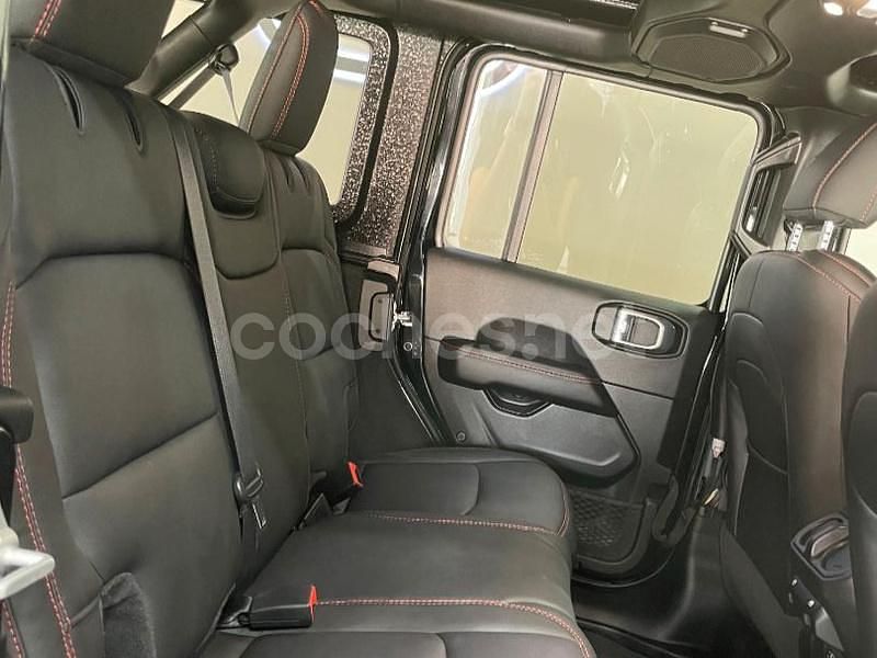 Usado Jeep Wrangler Unlimited Sahara 284 CV (208 kW) 2021 Negro SUV