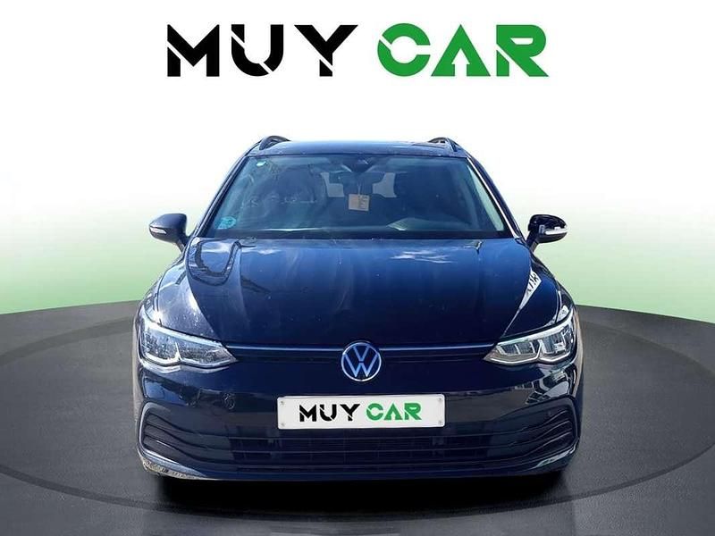 Usado VW Golf VIII Life 116 CV (85 kW) 2021 Negro Familiar