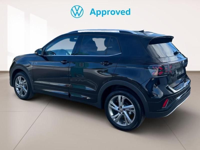 Usado VW T-Cross R-line 115 CV (84 kW) 2024 Negro oscuro (metalizado) SUV
