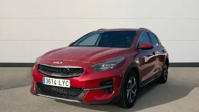 Usado Kia XCeed 120 CV (88 kW) 2022 Rojo SUV