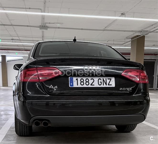 Usado Audi A4 143 CV (105 kW) 2009 Negro Berlina