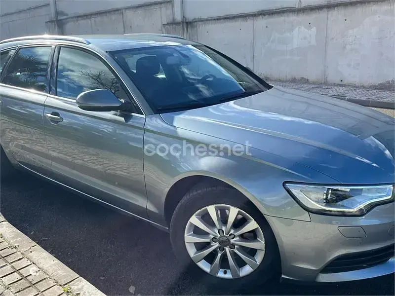 Usado Audi A6 177 CV (130 kW) 2011 Gris / plata Familiar