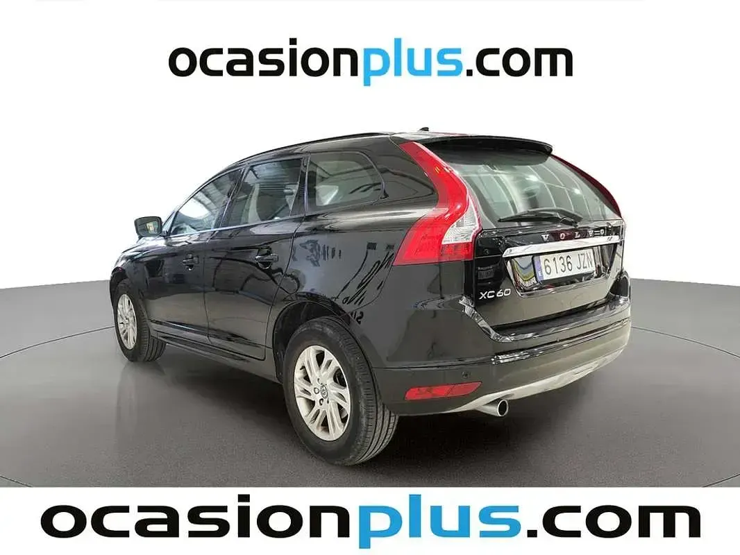 Usado Volvo XC60 Kinetic 150 CV (110 kW) 2017 Negro SUV