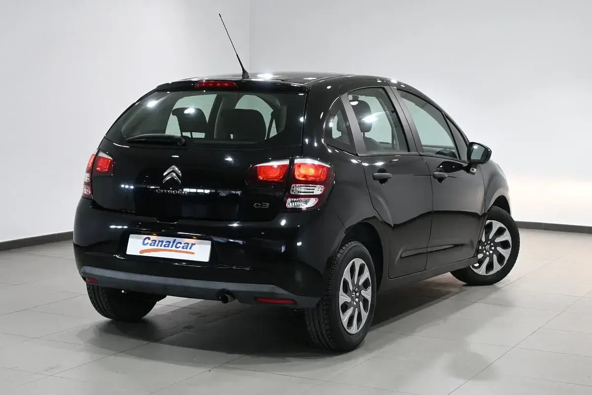 Usado Citroën C3 Live 68 CV (50 kW) 2016 Negro