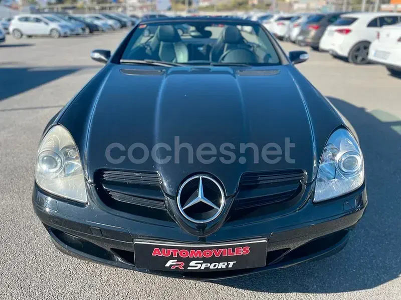 Usado Mercedes SLK200 163 CV (119 kW) 2004 Negro Descapotable