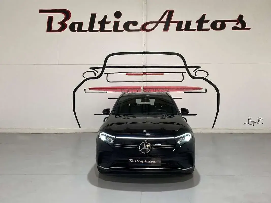 Usado Mercedes EQA300 167 kW (228 CV) 2023 Negro SUV