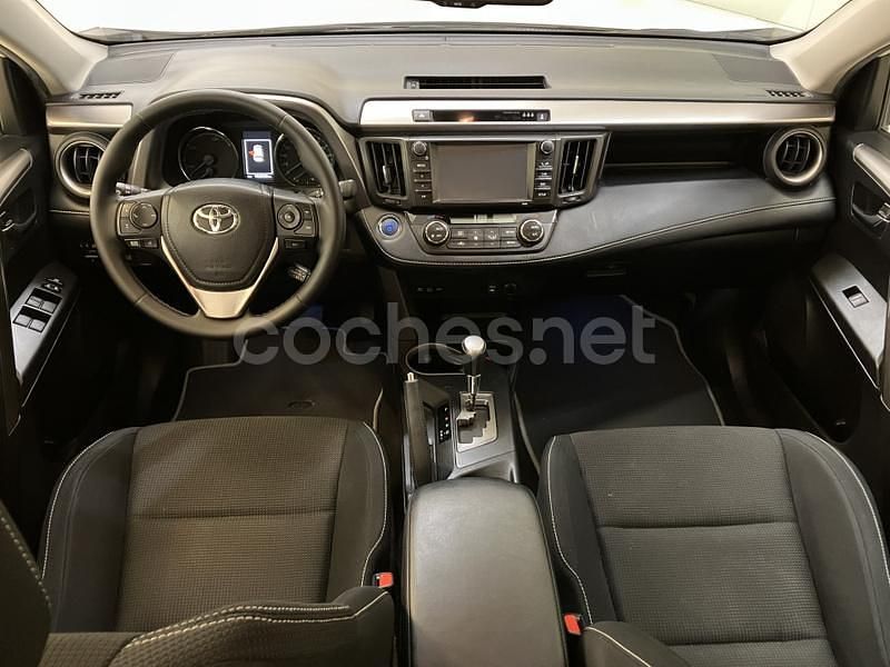 Usado Toyota RAV4 Hybrid Advance 197 CV (144 kW) 2018 Blanco SUV