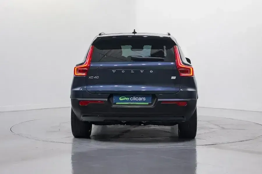 Usado Volvo XC40 Ultimate 300 kW (408 HP) 2021 Azul SUV