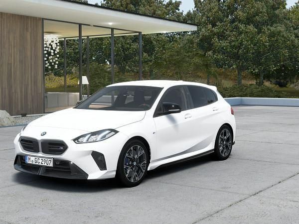 Nuevo BMW M135 300 CV (220 kW) 2026 Blanco Utilitario