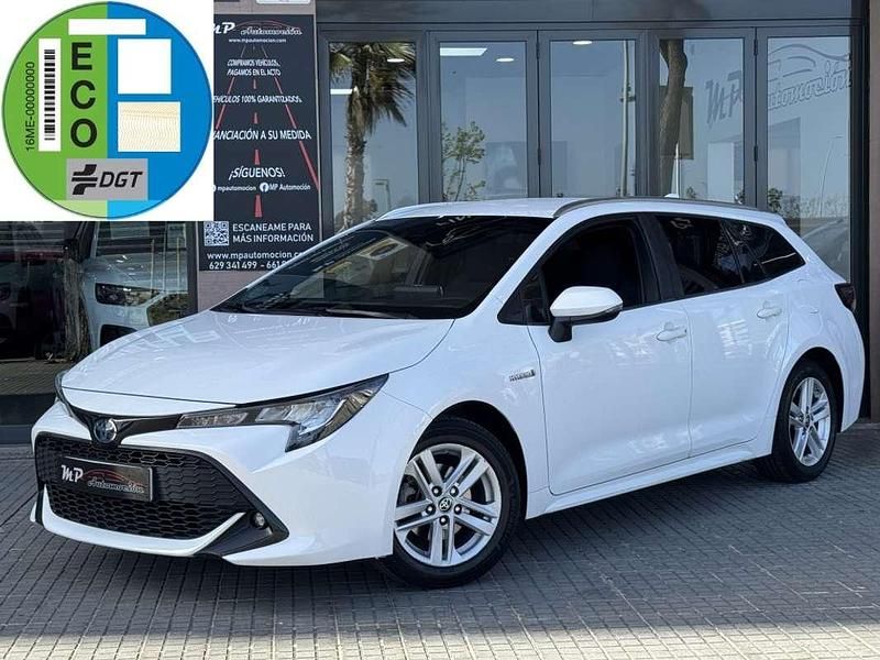 Usado Toyota Corolla Active 122 CV (89 kW) 2021 Blanco Familiar