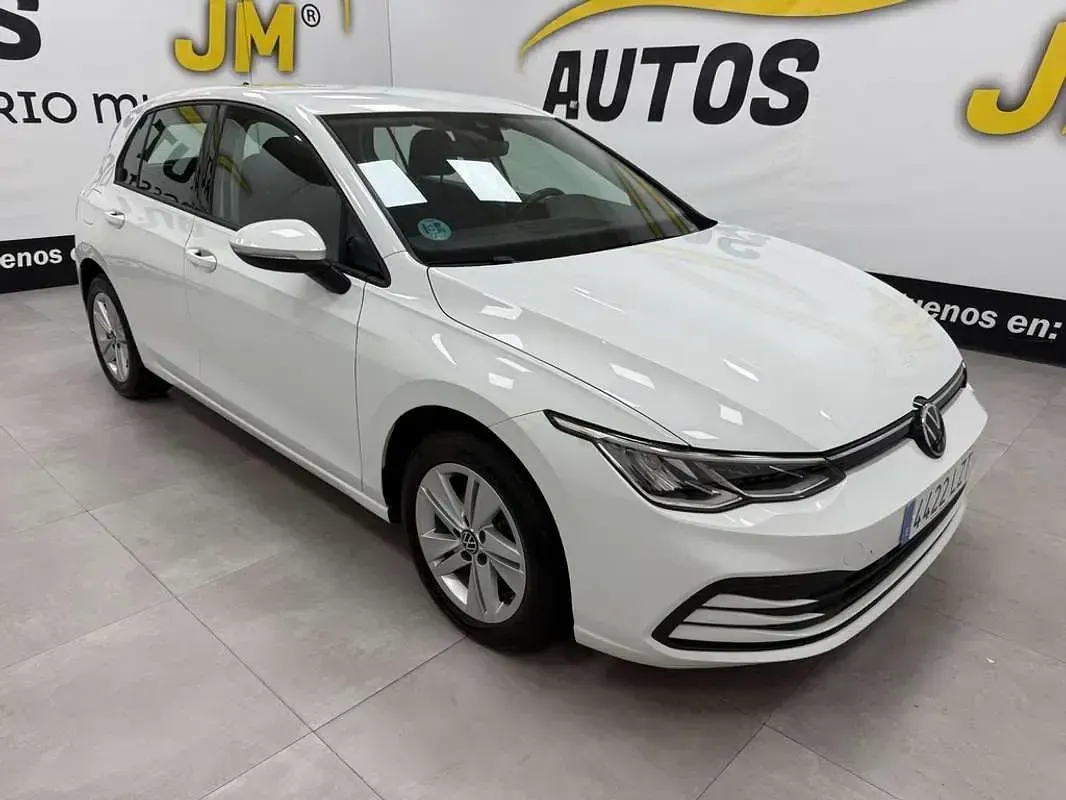 Usado VW Golf VIII 116 CV (85 kW) 2022 Blanco Utilitario