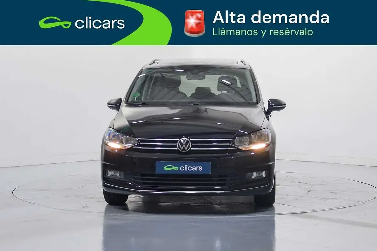 Usado VW Touran Sport 150 CV (110 kW) 2022 Azul Monovolumen
