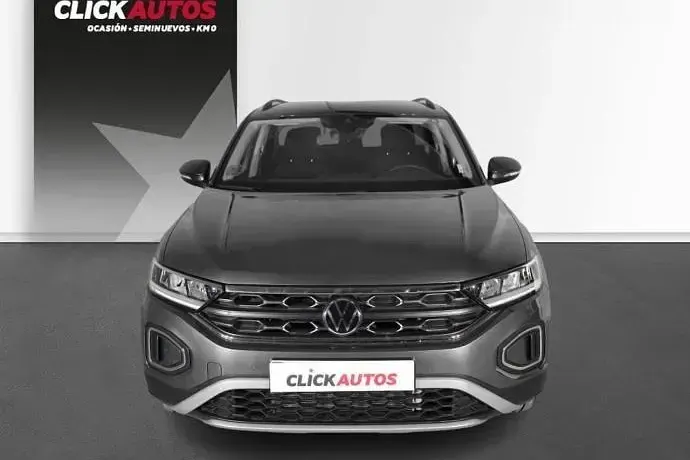 Usado VW T-Roc Life 111 CV (81 kW) 2024 Gris SUV