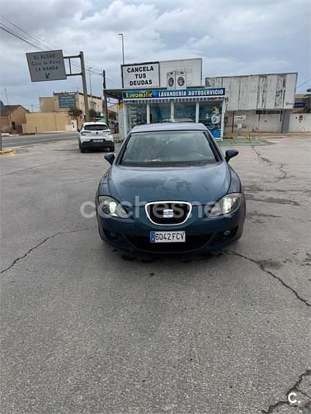 Käytetty Seat Leon Reference 140 HP (102 kW) 2006 Sininen Viistoperä