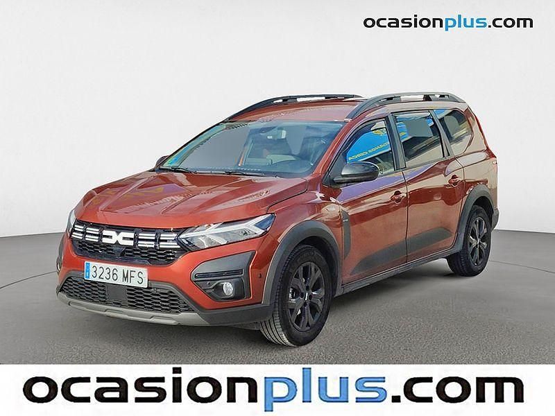 Usado Dacia Jogger Extreme 101 CV (74 kW) 2023 Marrón Monovolumen